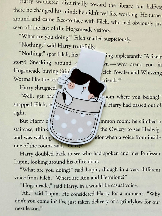 Pocket kitty magnetic bookmark