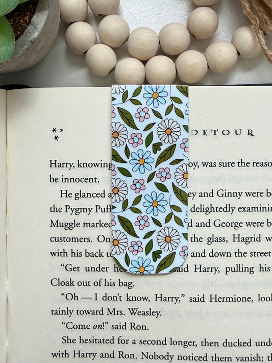 Daisy Dream magnetic bookmark