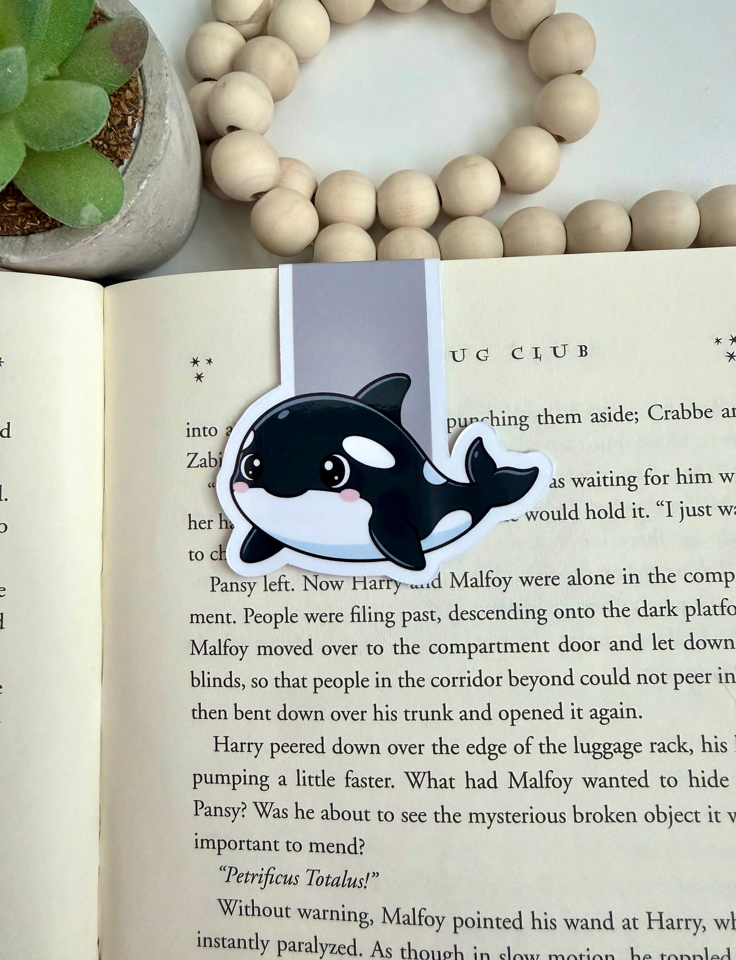 Kawaii Orca Buddy magnetic bookmark
