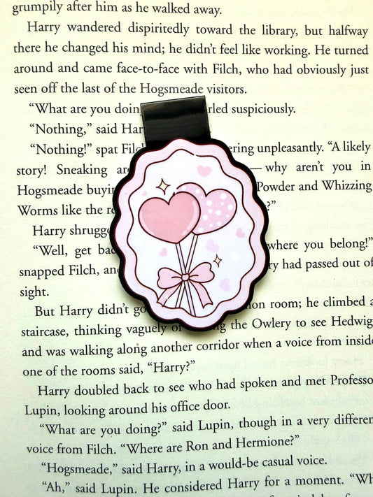 Heart balloon dreams magnetic bookmark