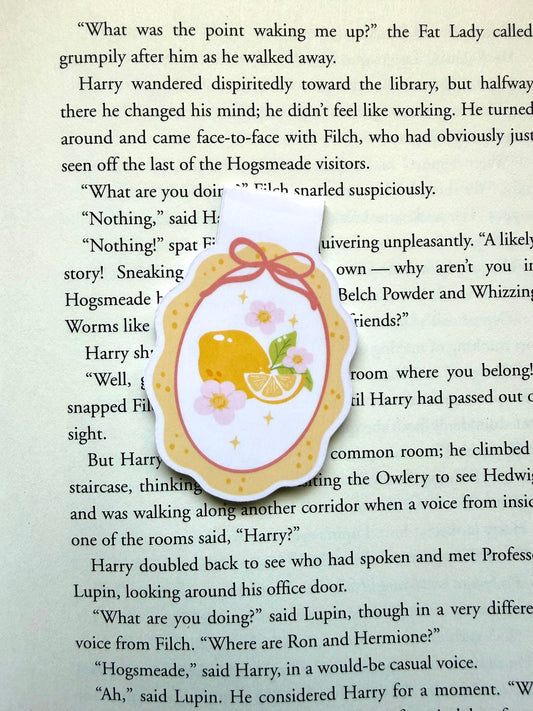 Sunny citrus magnetic bookmark