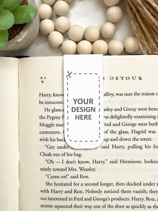 Customizable magnetic bookmark