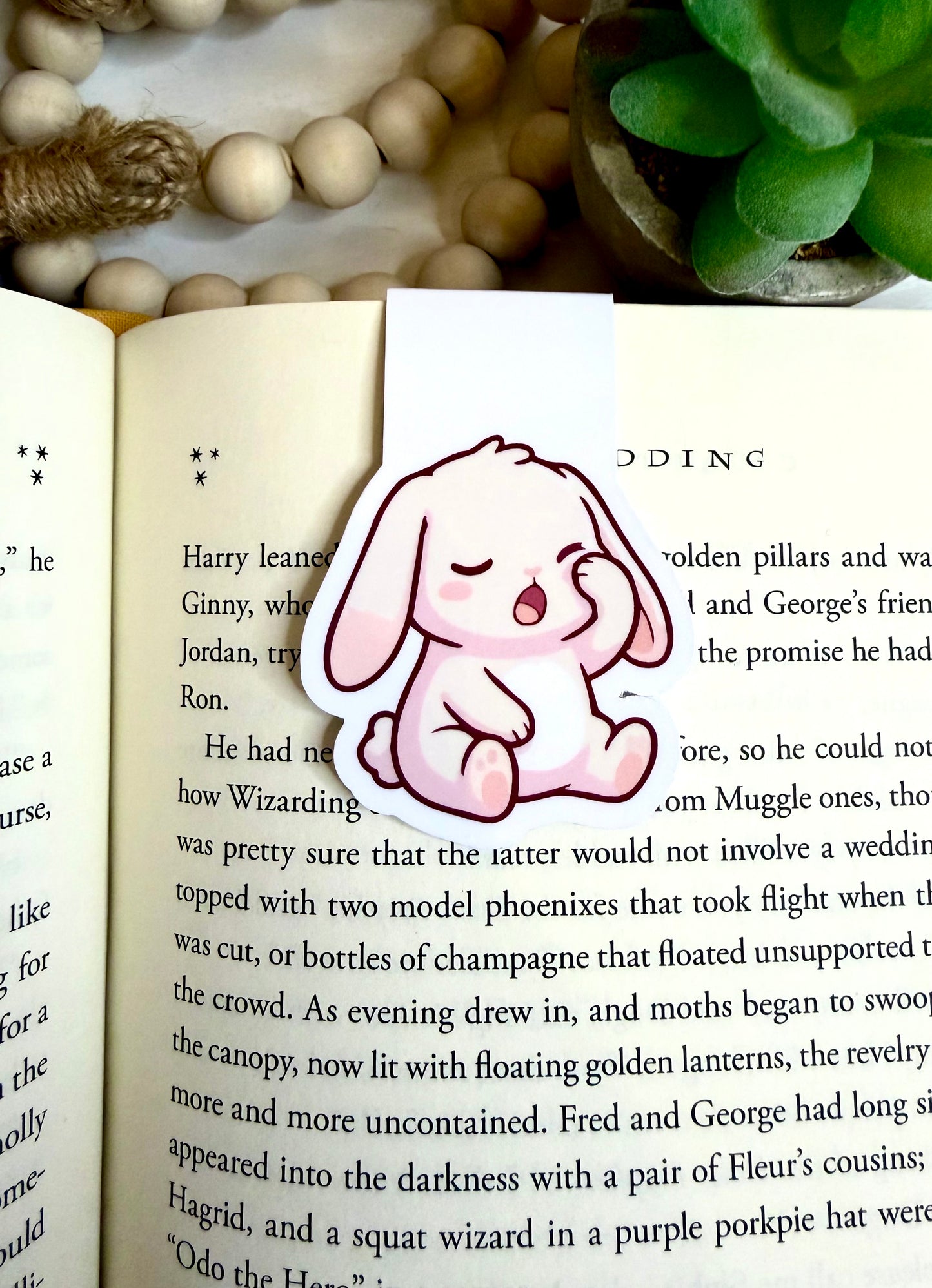 Little bunny magnetic bookmark
