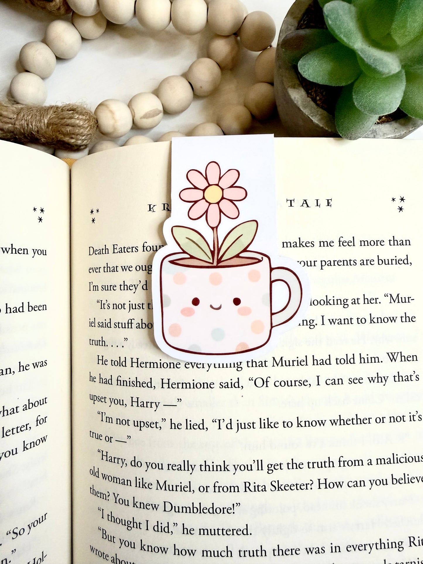 Little flower cup magnetic bookmark