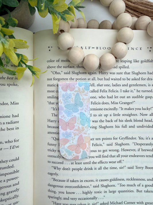Pastel flutter holo magnetic bookmark