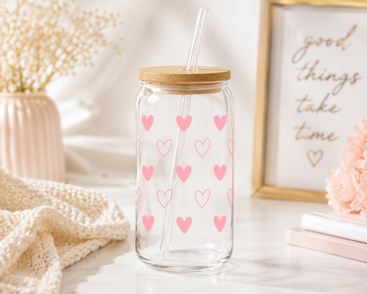 Sweetheart sips glass can